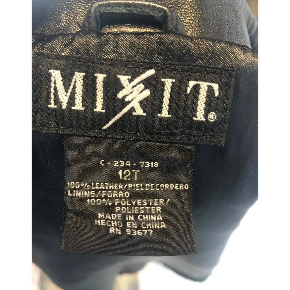 Vintage Mixit lambskin black leather lined V neck vest, zipper closing size 12T